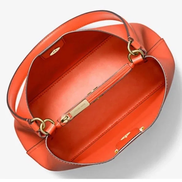 Michael Kors - Pratt medium Orange shoulder bag. Brand New With Tags retail $448 - Picture 3 of 4